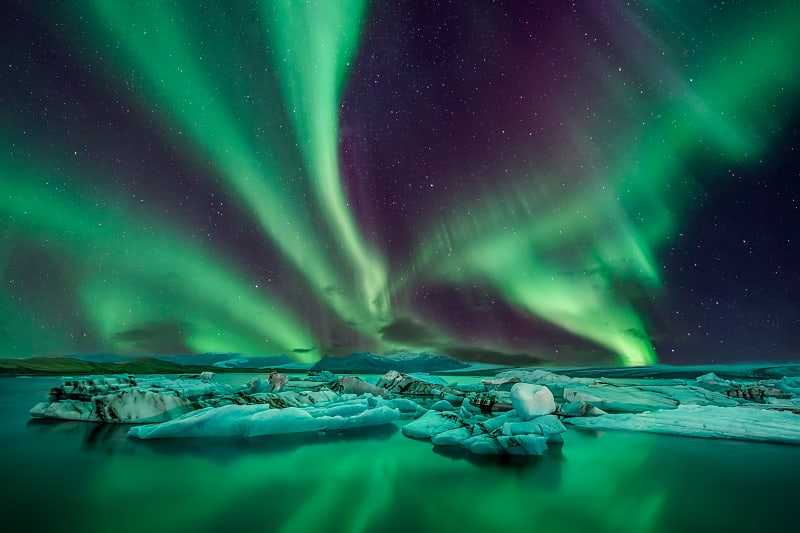 Northern lights over Jakulsarlon Glacier Lagoon in Iceland