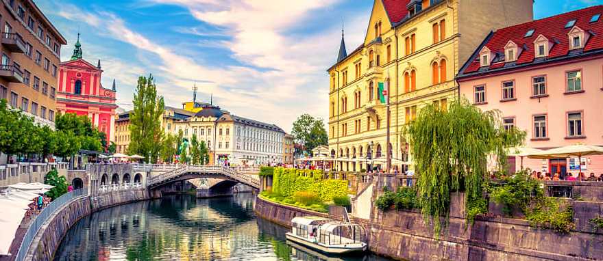 A canal weaving through old town Ljubljana. A canal weaving through old town Ljubljana.