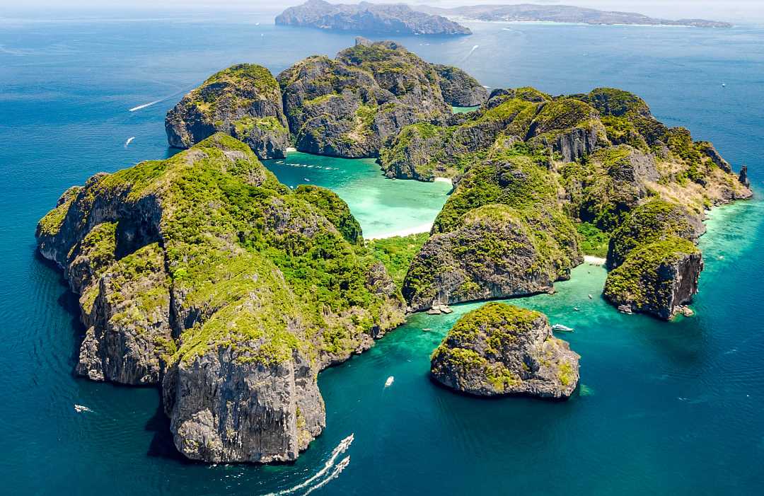 Koh Phi Phi Leh, Thailand Koh Phi Phi Leh, Thailand