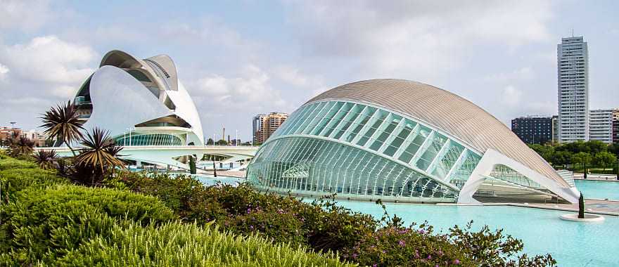 City of Art and Science in Valencia, museum, theater and the largest oceanarium in Europe