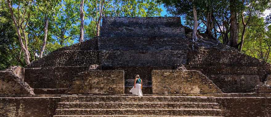 Cahal Pech Mayan ruin in San Ignacio, Belize 