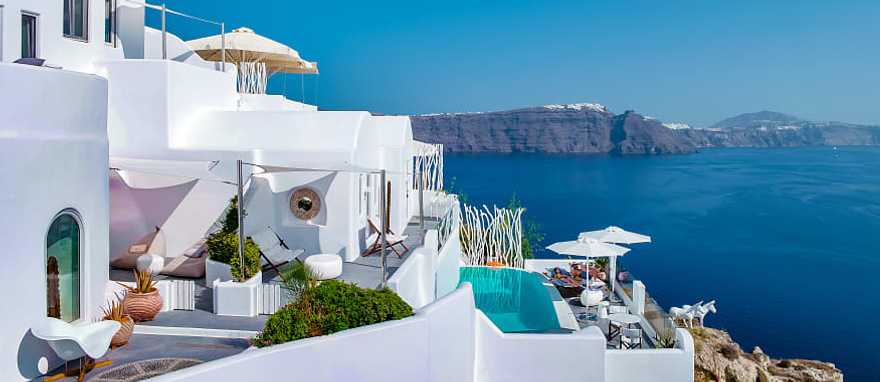 Honeymooners in Oia on Santorini Island, Greece