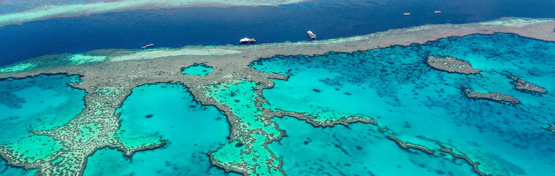  Australia's Great Barrier seen from a helicopter