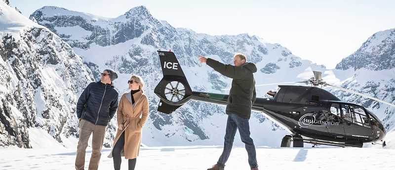 Couple on private helicopter excursion in Queenstown, New Zealand