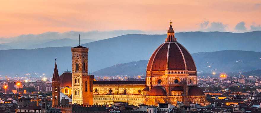 The Cathedral of Santa Maria del Fiore in Florence at sunset.