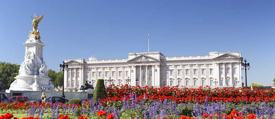 Buckingham Palace and the Queen's Garden in London, England.