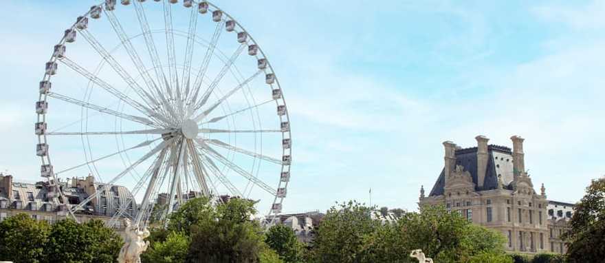 Mother and daughter walk in Paris Tuileries Garden, France Mother and daughter walk in Paris Tuileries Garden, France