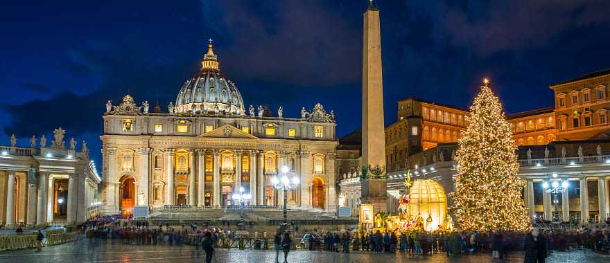 Saint Peter Basilica in Rome at Christmas