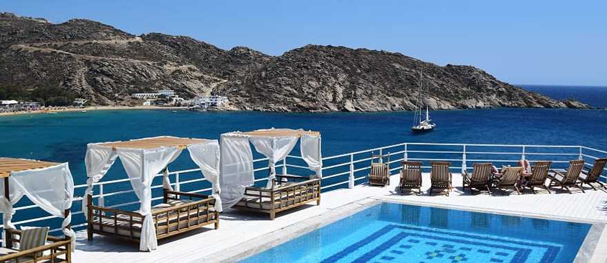 The Island of Los is one of the most beautiful islands in Greece. The Island of Los is one of the most beautiful islands in Greece.