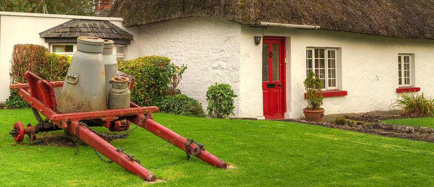 Authentic Limerick houses, will help you feel the atmosphere of real Ireland