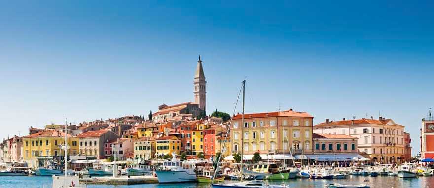 Enjoy unique customs in the historic center of Rovinj, Croatia Enjoy unique customs in the historic center of Rovinj, Croatia