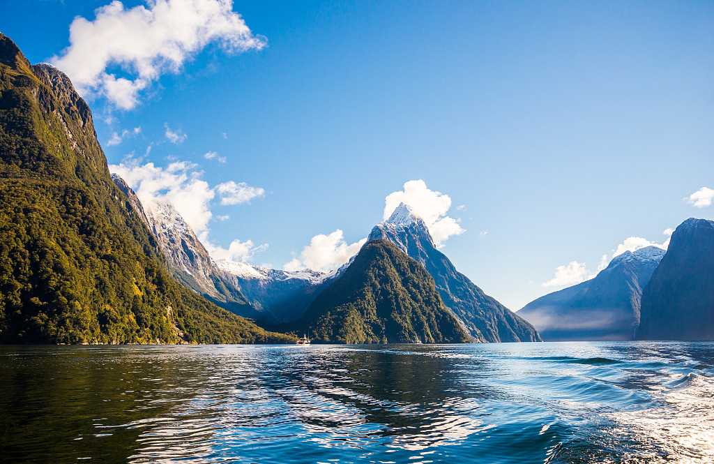 Milford Sound, fiord with snow capped Mitre Peak on New Zealand’s South Island