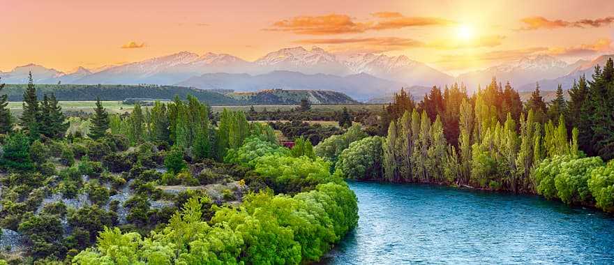 Beautiful sunset over river Clutha, New Zealand