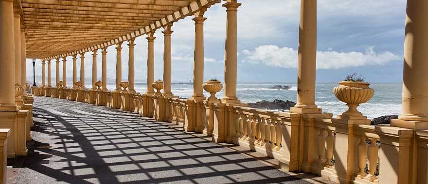 Pergola da Foz is one of Porto's most recognizable landmarks and must-see in Portugal