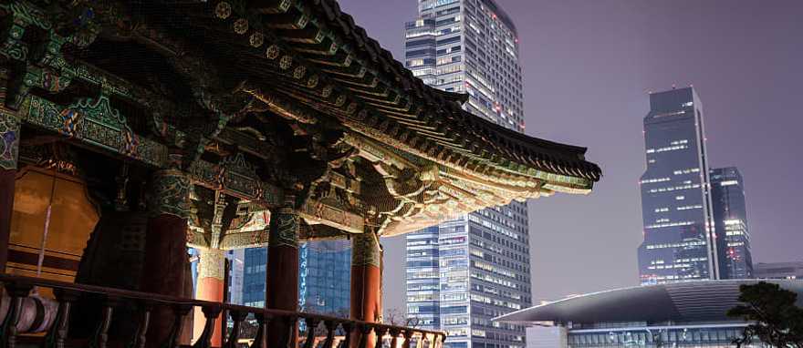 Bongeunsa Temple in Seoul, South Korea Traditional Bongeunsa Temple pavilion contrasting with the modern skyscrapers of Gangnam.