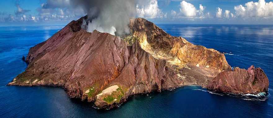 Photo courtesy Shaun Jeffers / New Zealand Tourism White Island is New Zealand's only active volcanic island.
