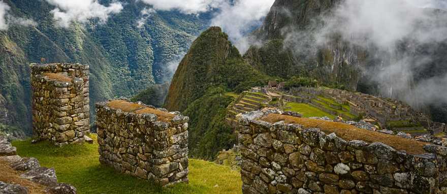 Ruins of the cloud city of Machu Picchu, Peru Ruins of the cloud city of Machu Picchu, Peru
