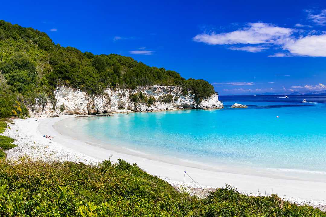 Fantasy Island' Stars Welcome PEOPLE on Set in Puerto Rican Paradise: 'Like  a Dream Come True