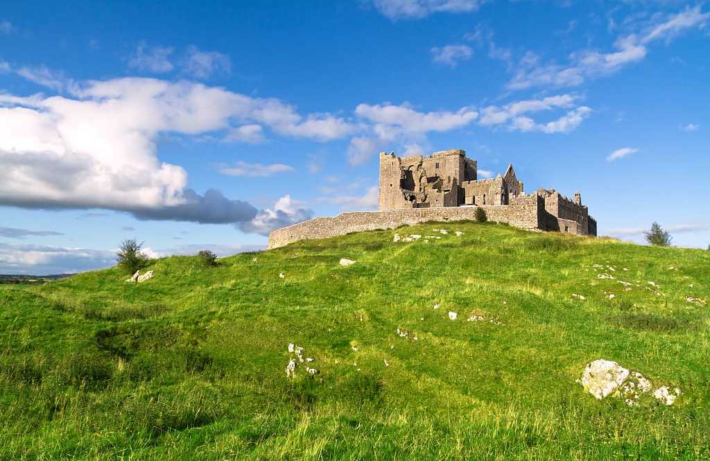 Rock of Cashel in County Tipperary, Ireland Rock of Cashel in County Tipperary, Ireland