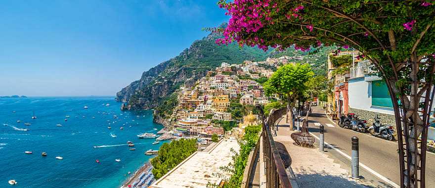 Wonderful view of the Positano promenade in Italy