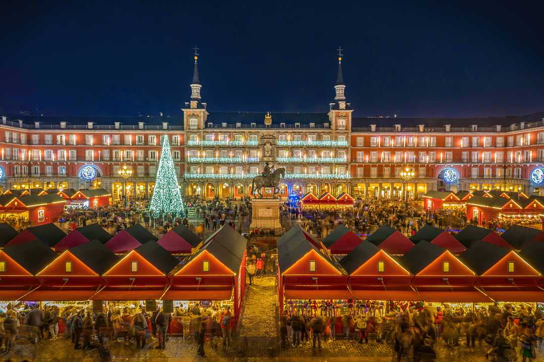 Christmas market at Plaza Mayor in Madrid, Spain
