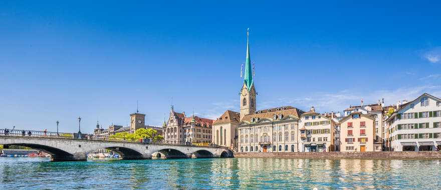 Fraumunster church and swans in Limmat river, Zurich, Switzerland