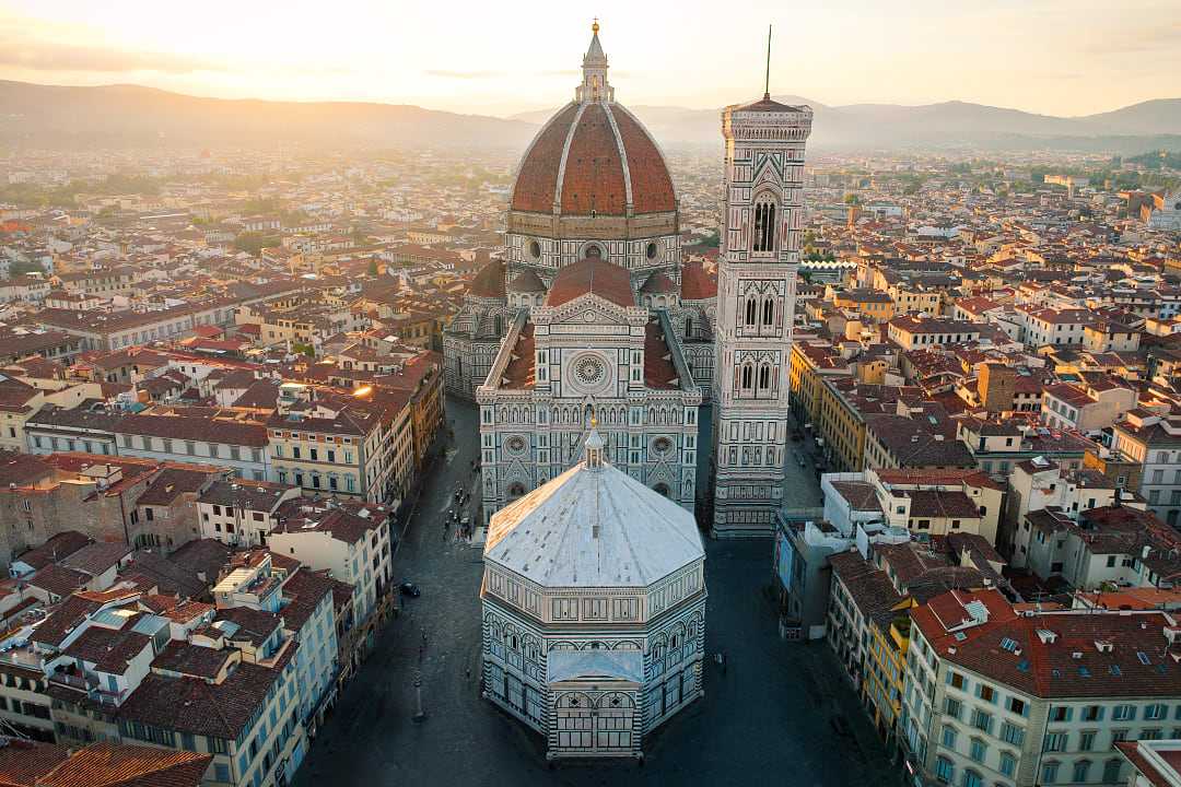 Scenic view of The Duomo di Firenze, Tuscany, Italy